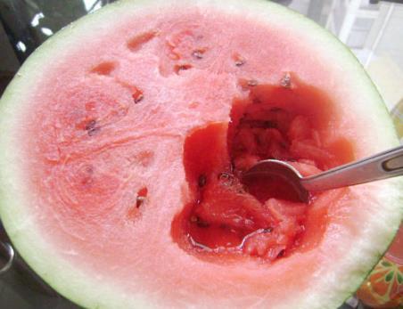 啥人不宜吃小瓜,哪些人不宜食用