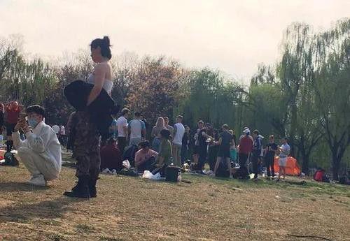 朝阳公园吃瓜事件,一场网络热议的真相揭秘